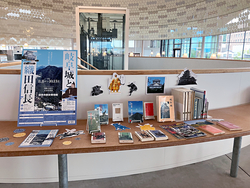 岐阜市立中央図書館_岐阜城と織田信長展示01.jpg
